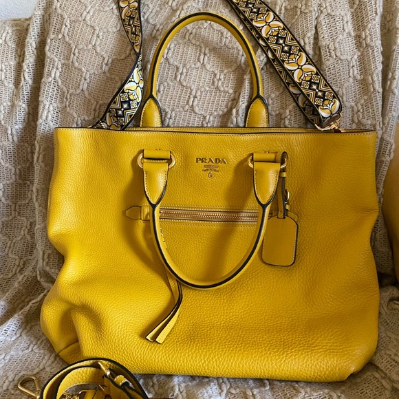 Prada Bag w/ 2 long crossbody straps - Picture 13 of 16